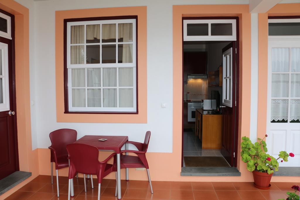Apartamentos Sao Joao Horta  Ruang foto