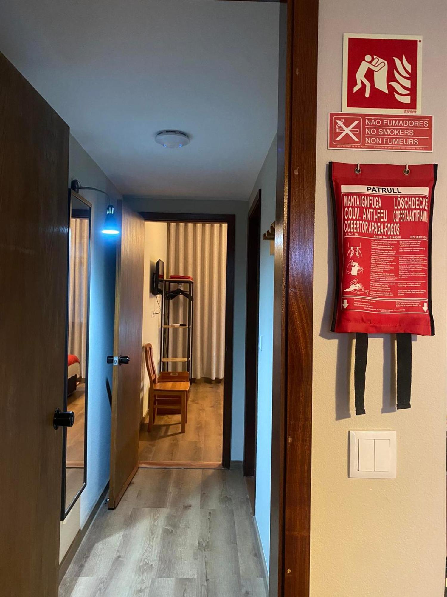 Apartamentos Sao Joao Horta  Bagian luar foto
