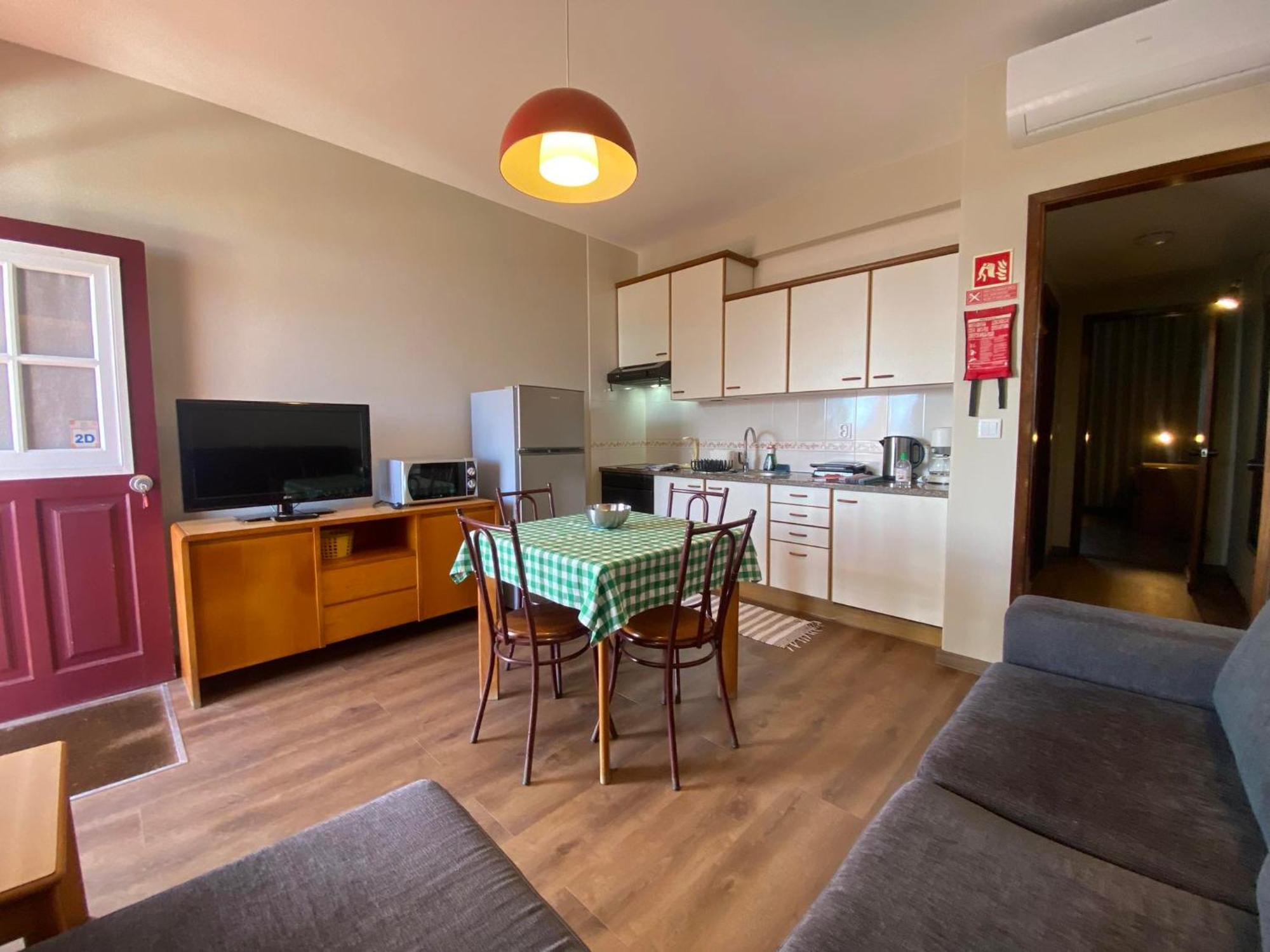 Apartamentos Sao Joao Horta  Bagian luar foto
