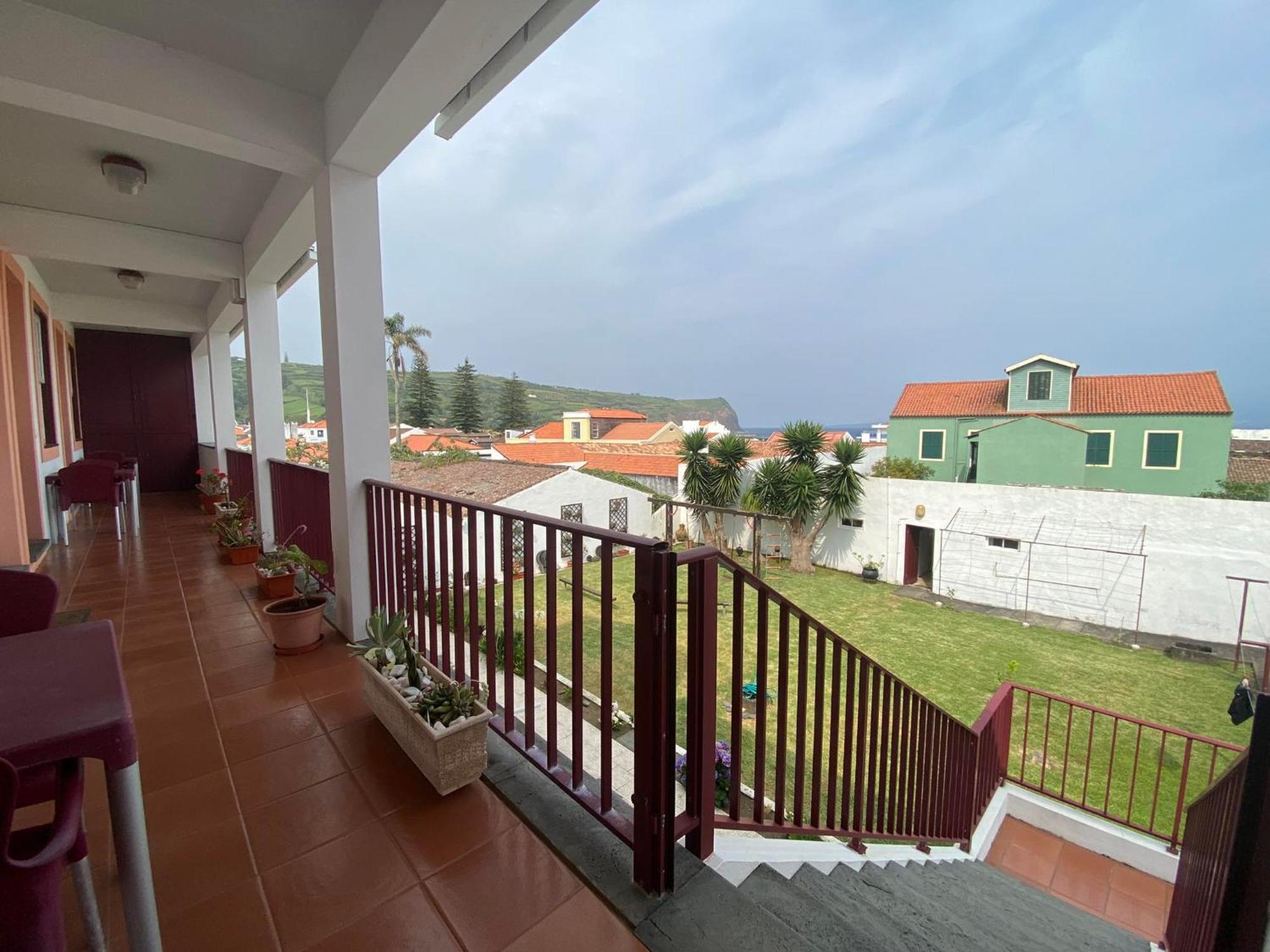 Apartamentos Sao Joao Horta  Bagian luar foto
