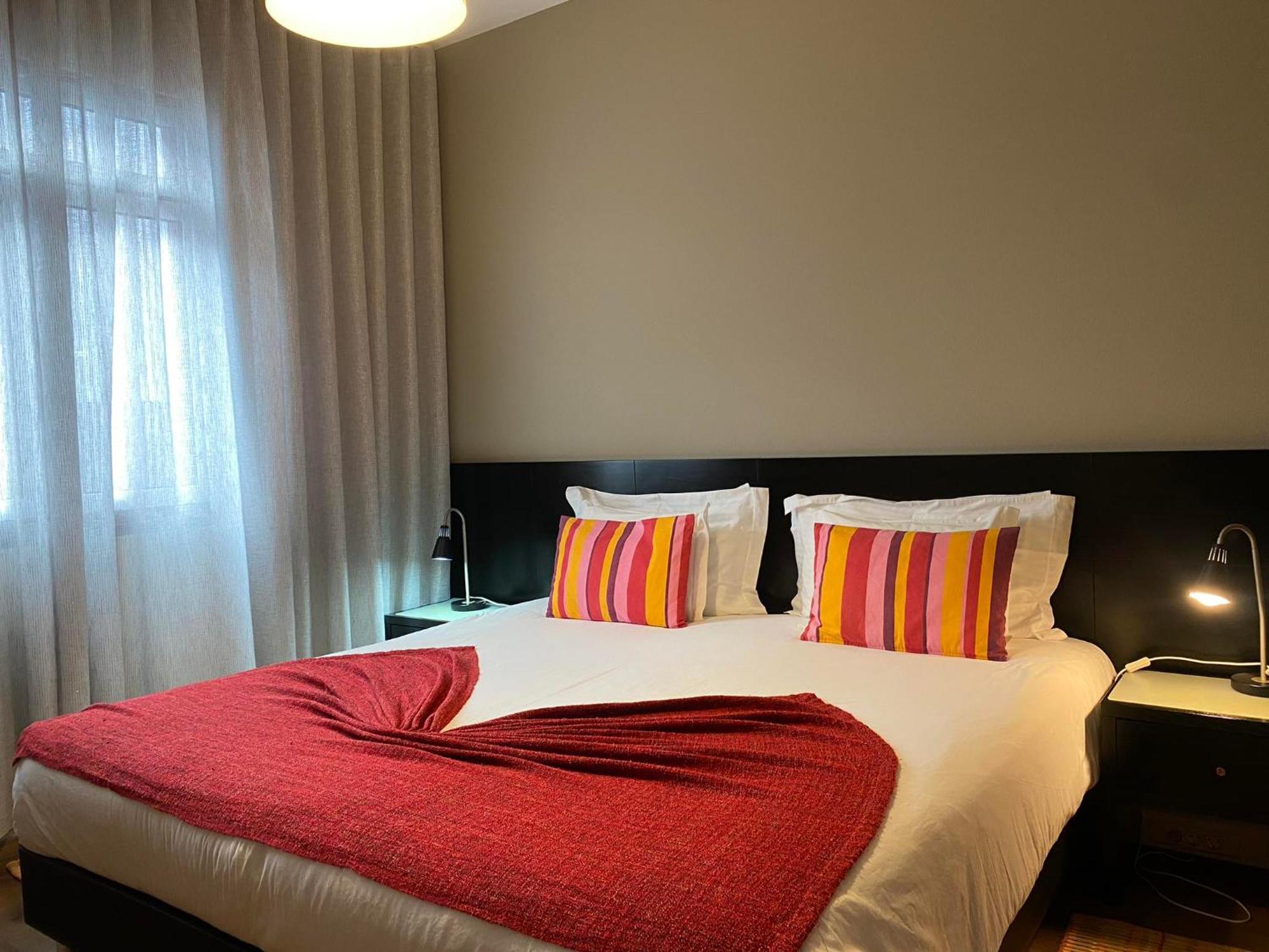 Apartamentos Sao Joao Horta  Bagian luar foto