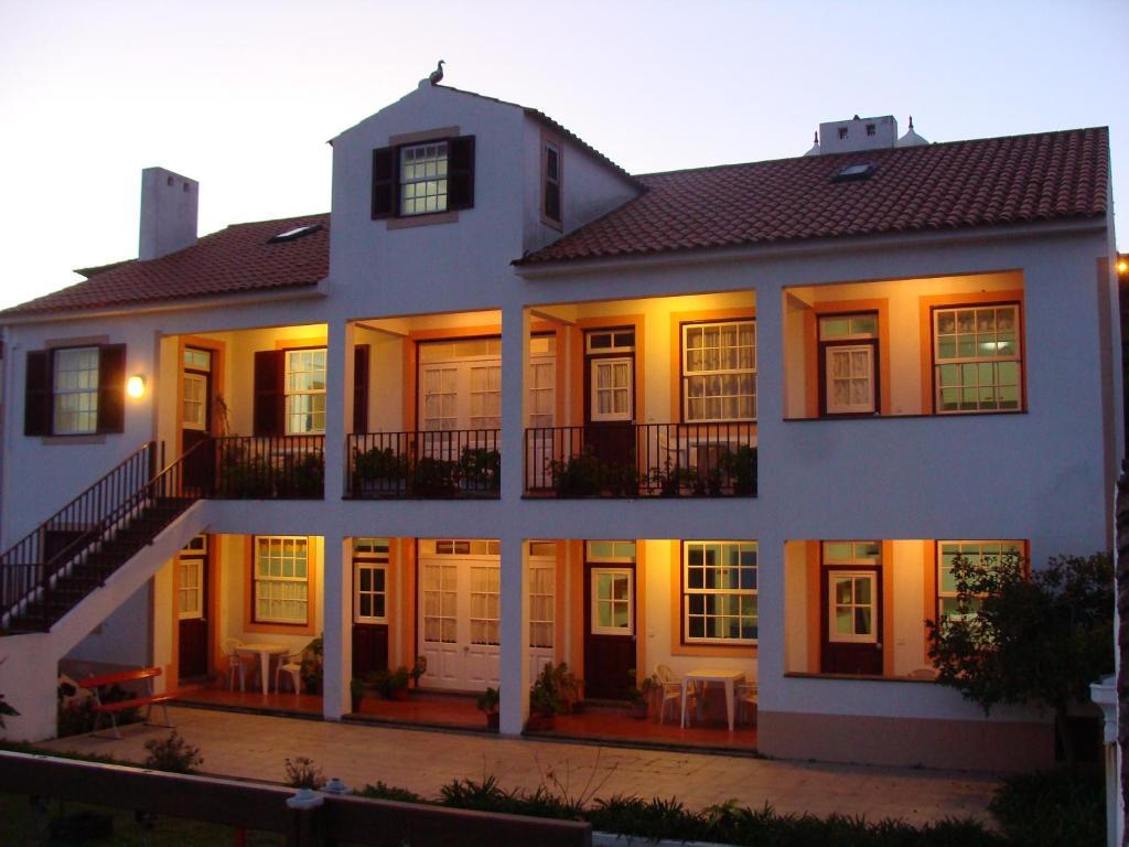 Apartamentos Sao Joao Horta  Bagian luar foto