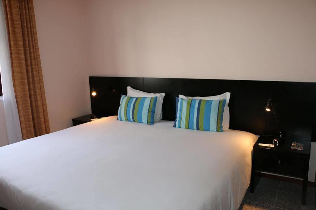 Apartamentos Sao Joao Horta  Bagian luar foto